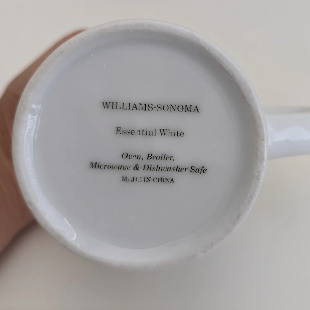 WILLIAMS SONOMA Vintage Essential White Mug French Bistro Cafe Porcelain